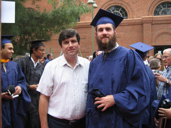 Spring 08 Graduation074